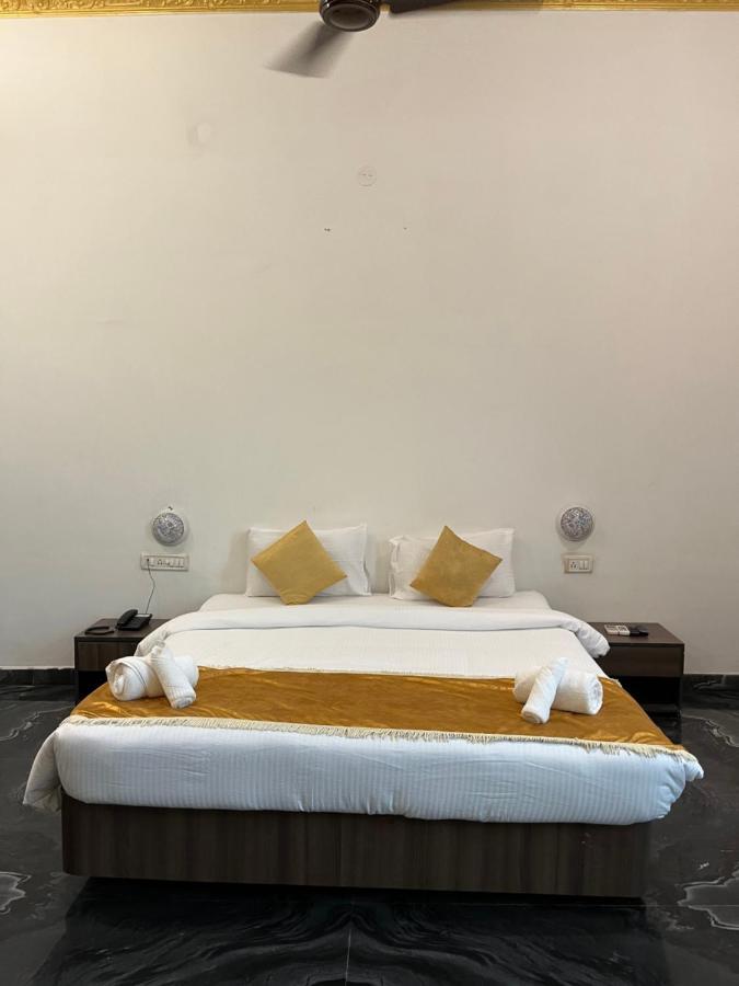 The Byke Royal Pearl Anjuna Bagian luar foto