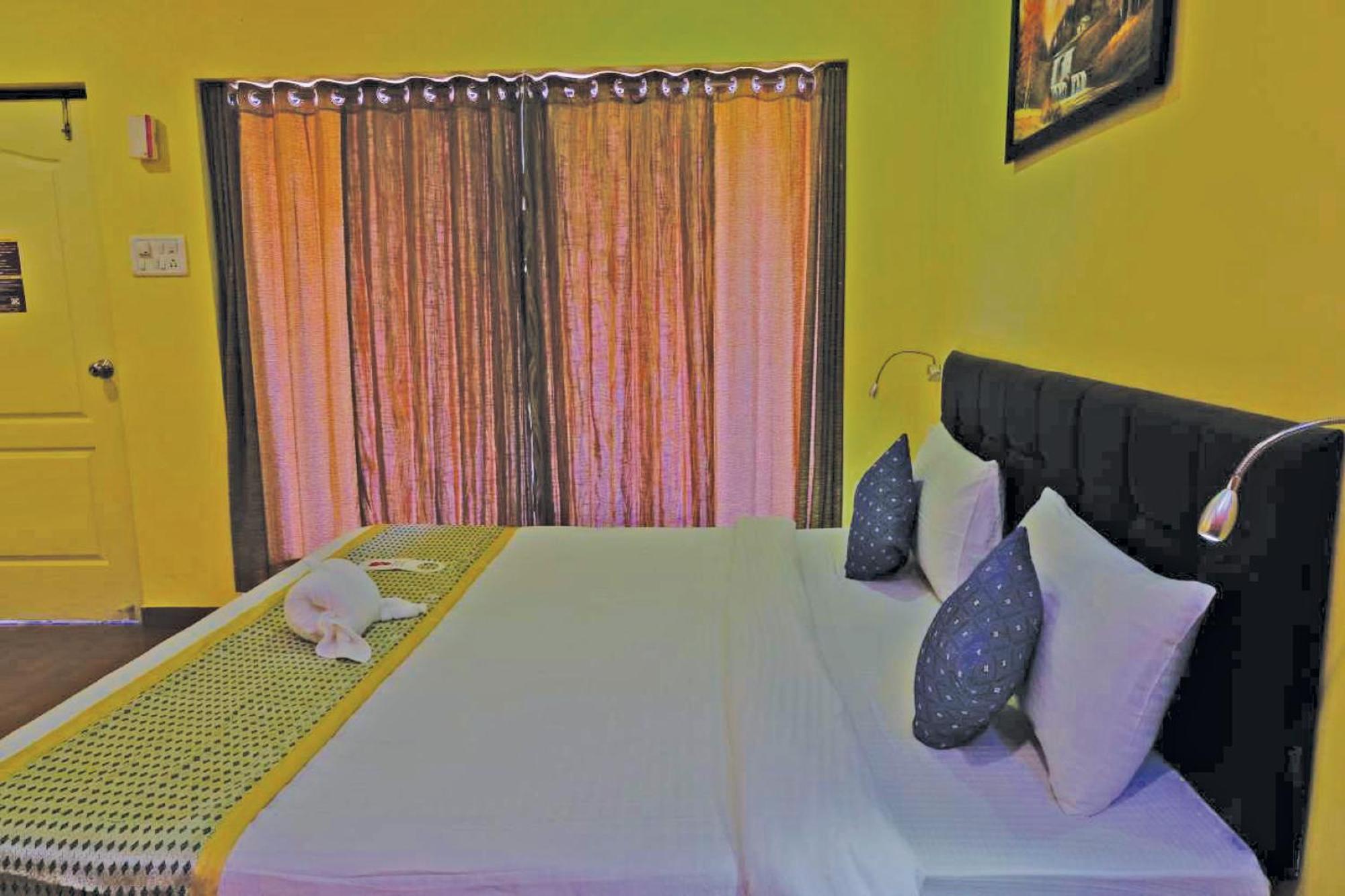 The Byke Royal Pearl Anjuna Bagian luar foto